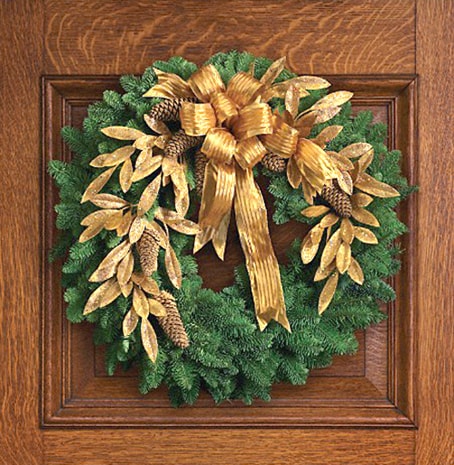 Christmas Wreath with Gold Accents